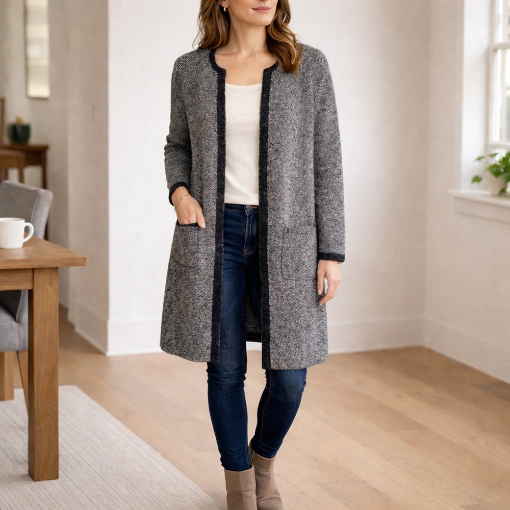 Cyrus Open Fuzzy Cardigan Duster Gray Black Pockets Cozy Soft‎ Sweater Medium